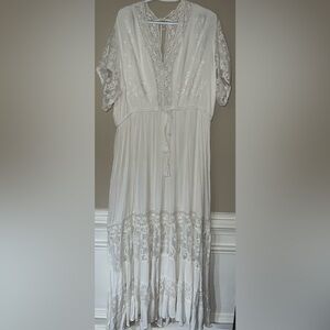 Women’s Aveology Ivory Haven Lace Maxi Dress - Ivory - 22/24 - NWT